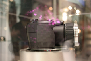 Illustration for article titled First 360 View of the 300FPS Mystery Casio Exilim,